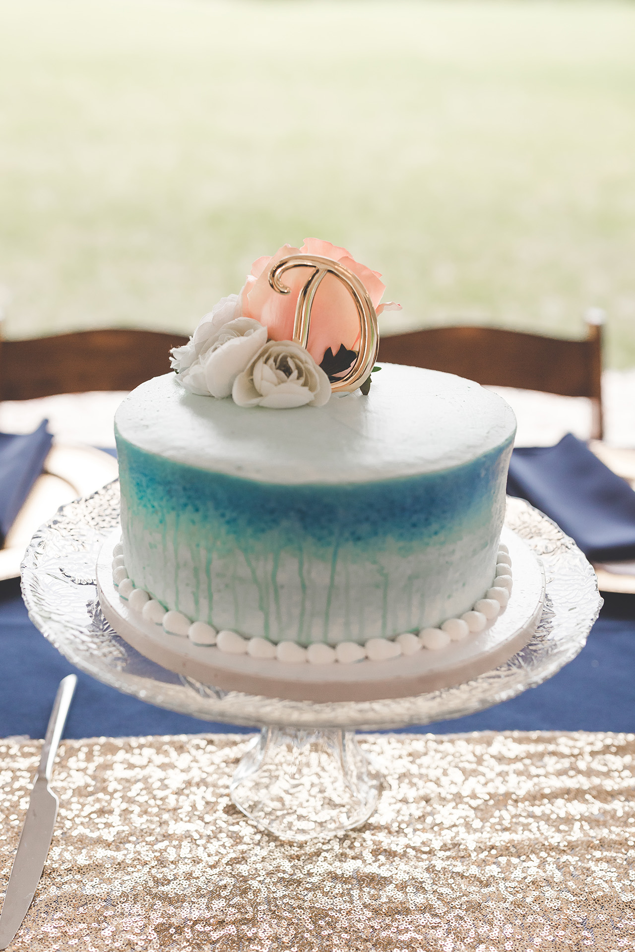watercolor blue wedding cake