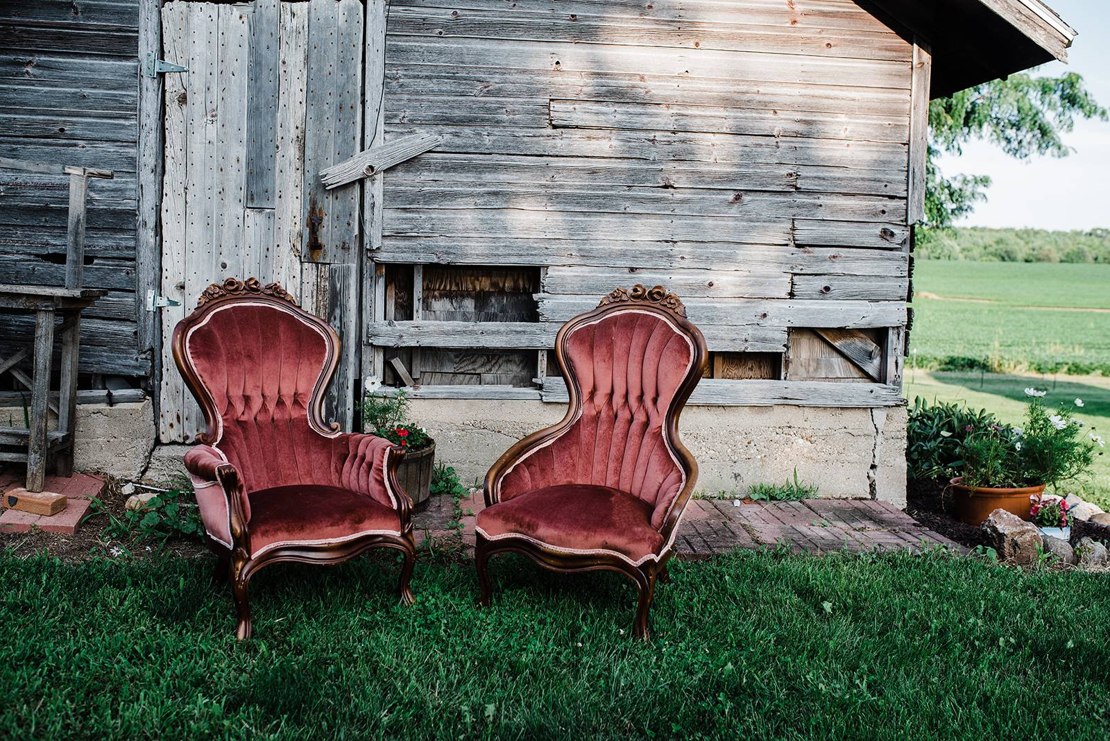 vintage lounge furniture