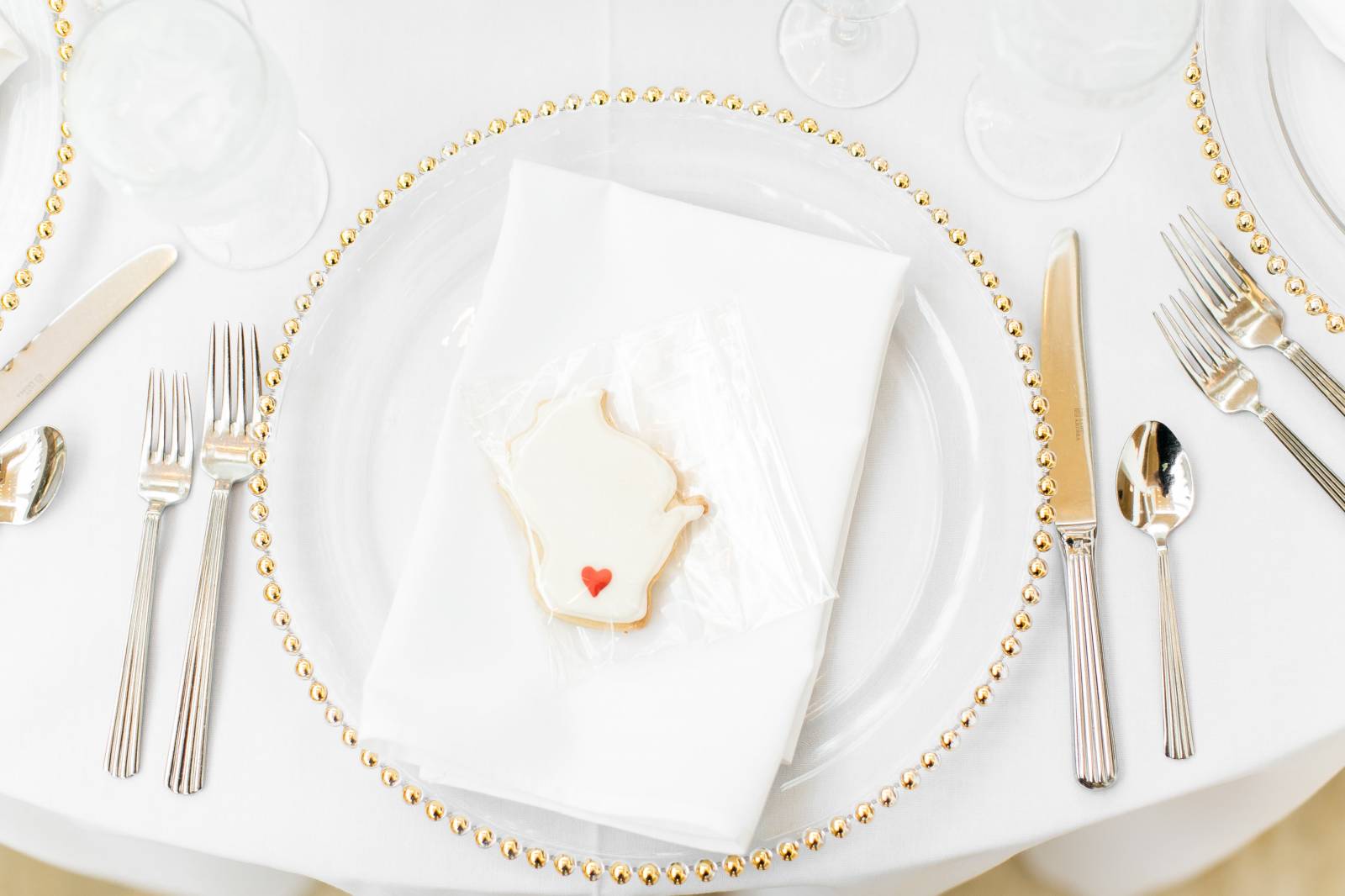 wisconsin shaped wedding cookie  guest favors