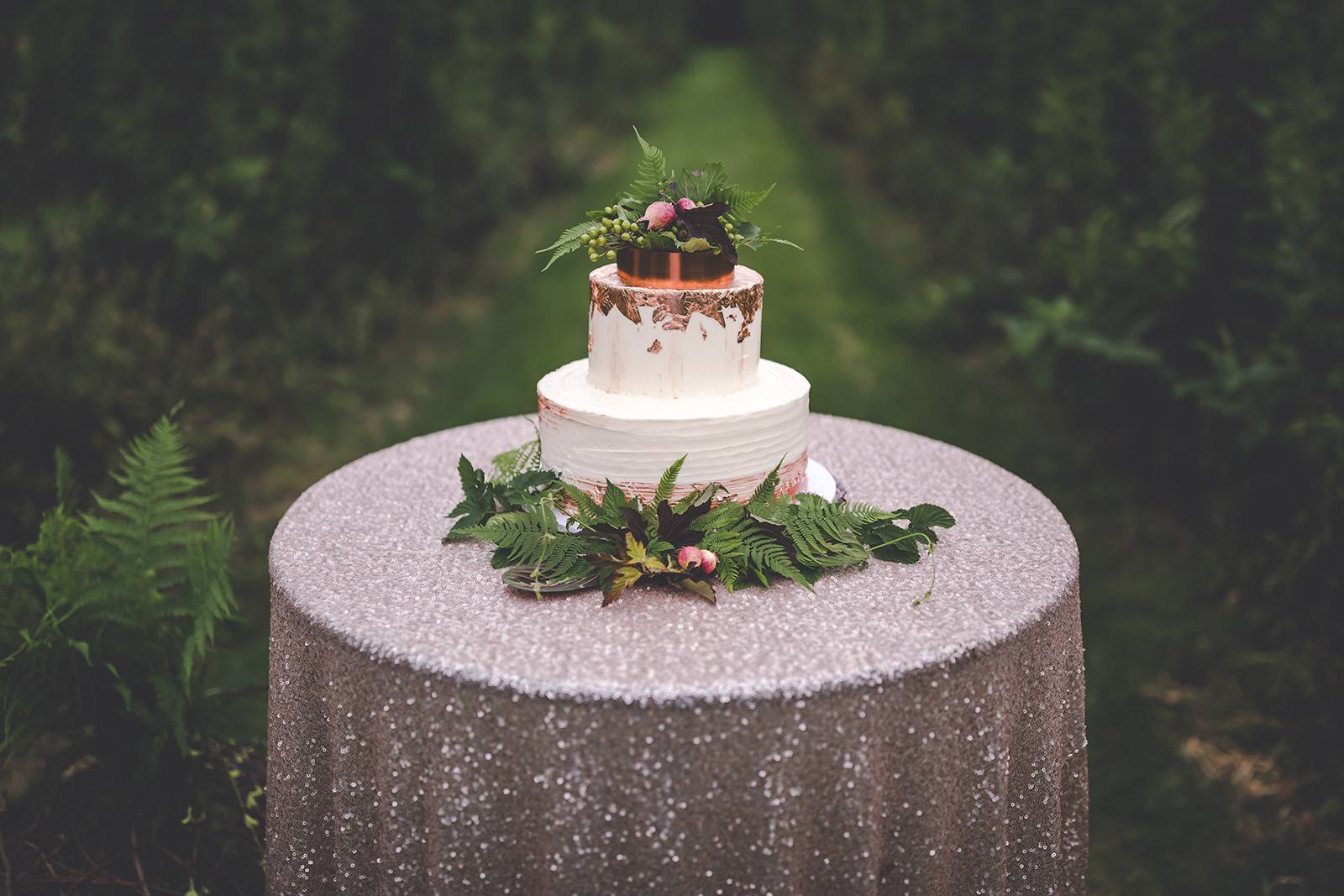 wisconsin wedding cake designer, rose copper rose gold foil cake