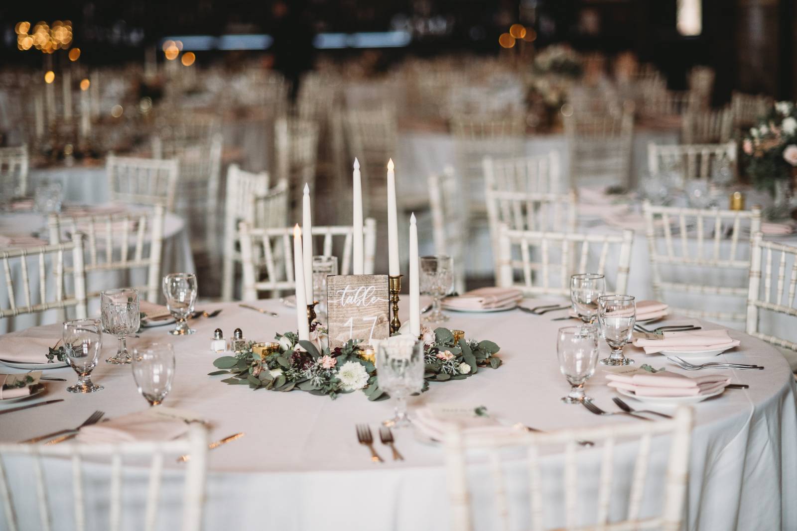 romantic fall fields reserve wedding table centerpiece