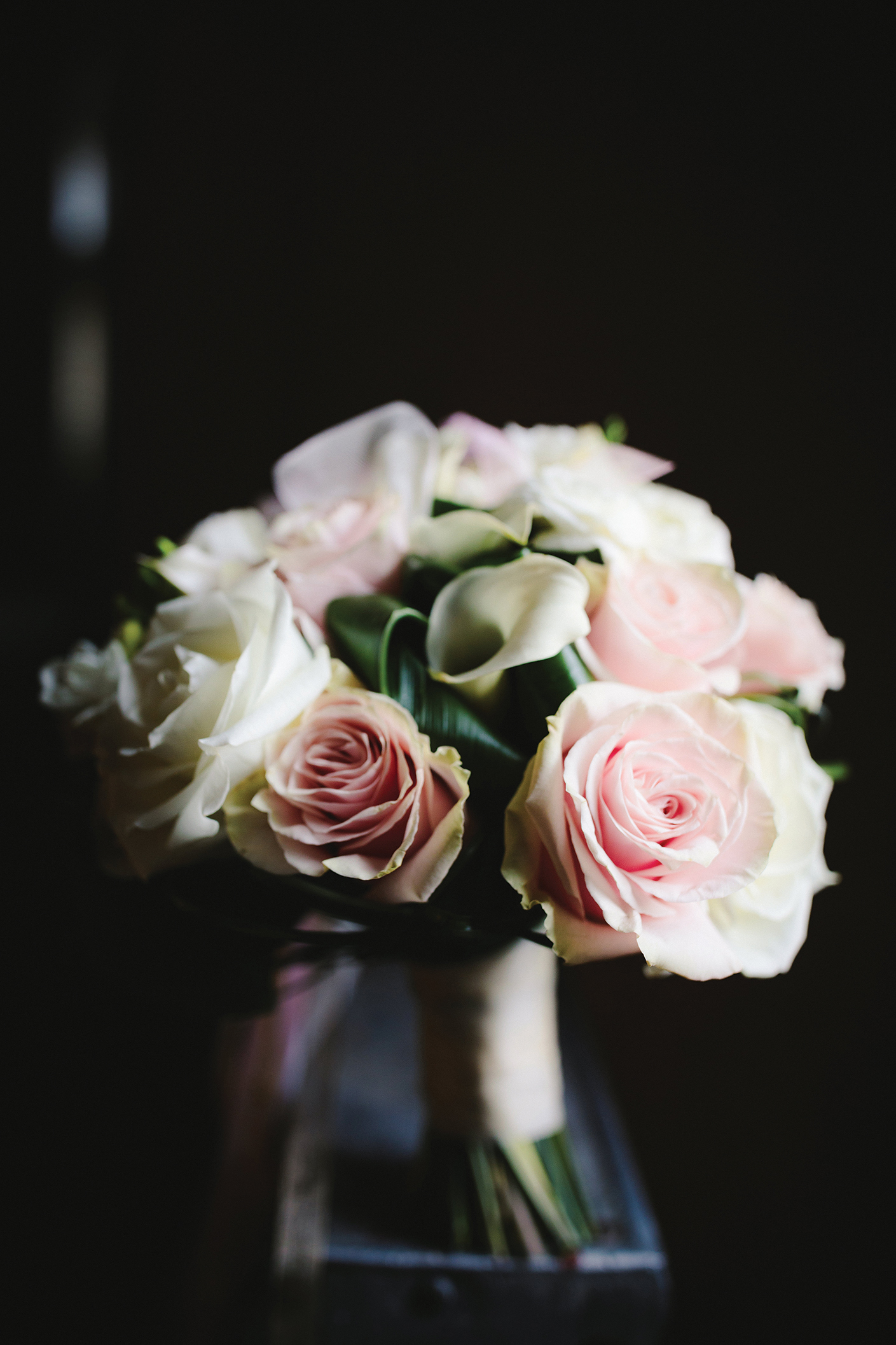 classic blush rose bridal wedding bouquet