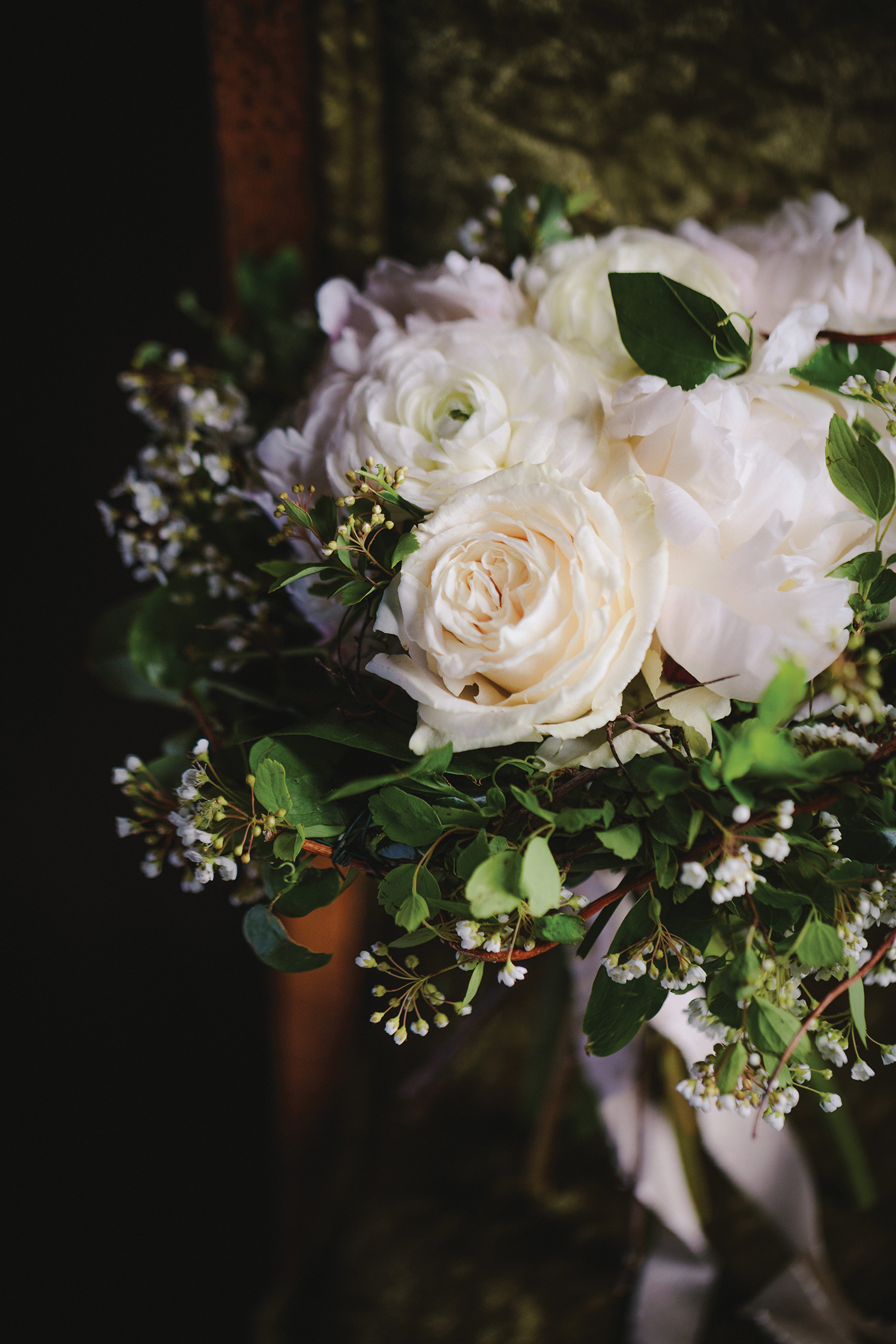 classic white wedding bouquet