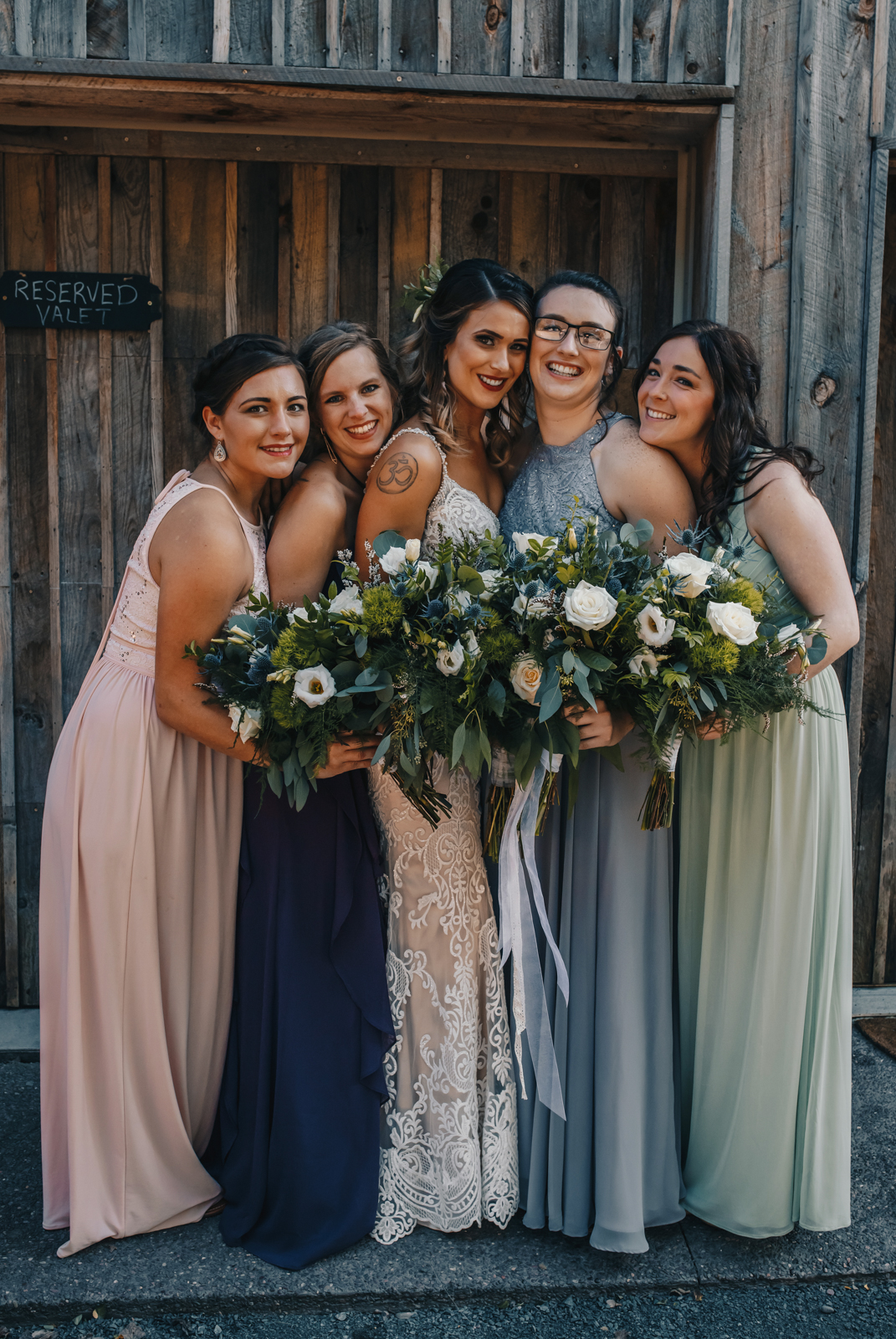 bride, bridesmaids, bouquet