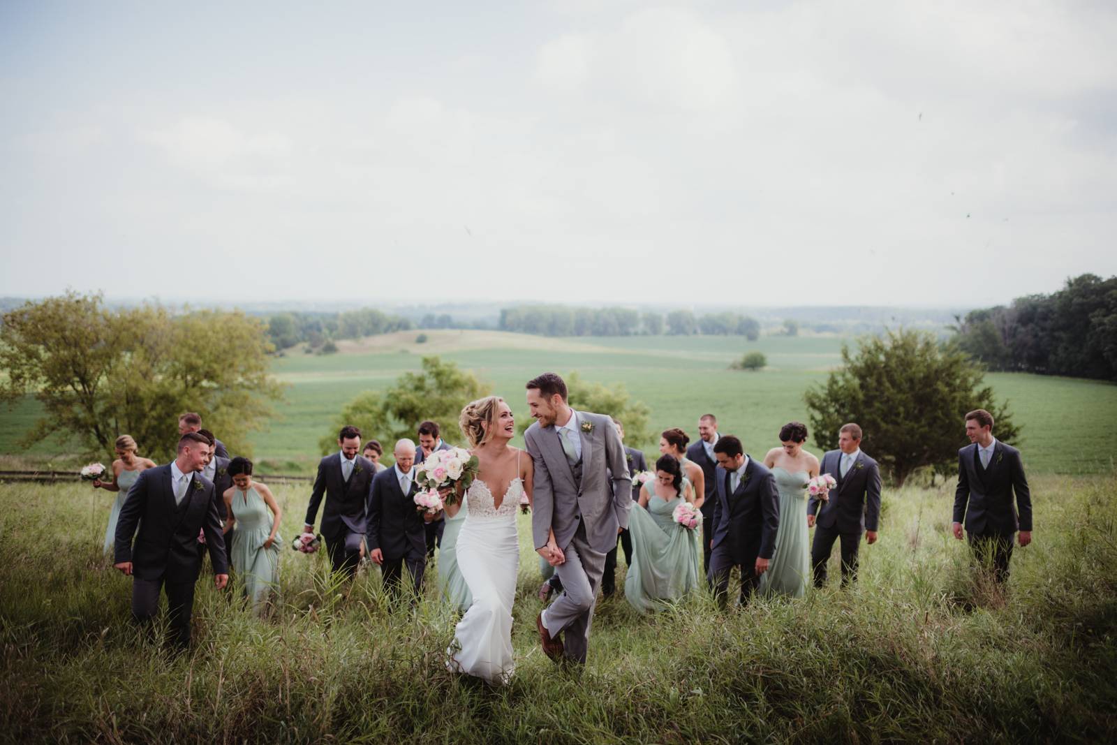 outdoor wedding photos