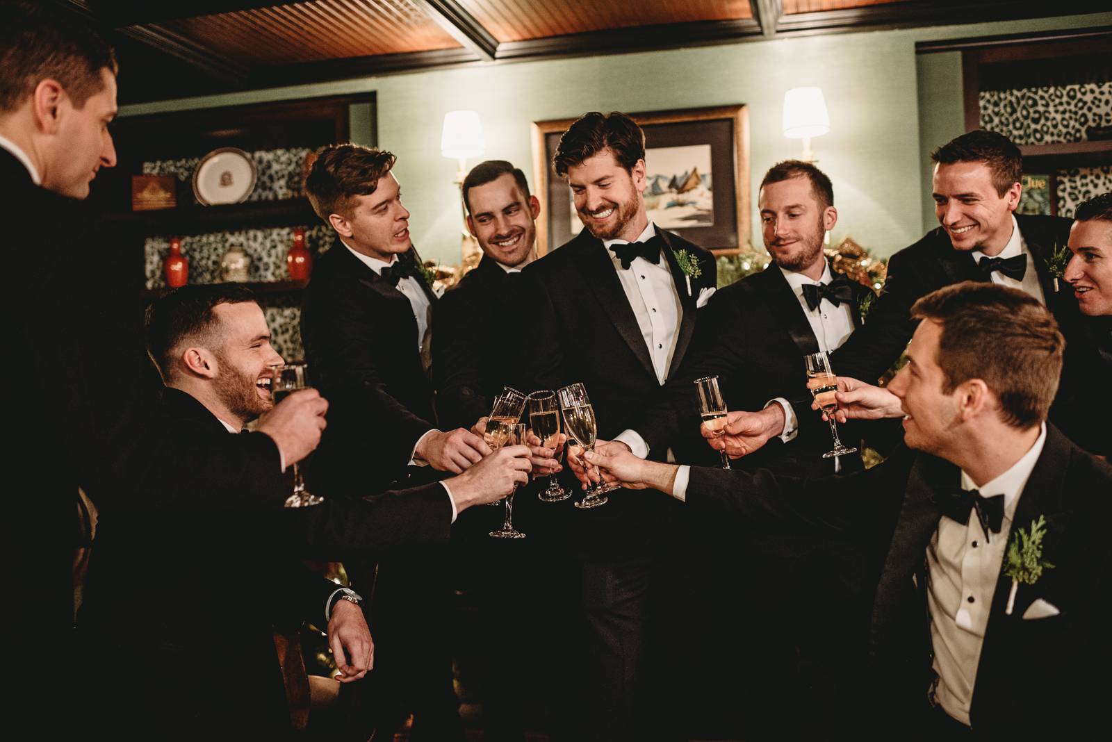 groom and groomsmen