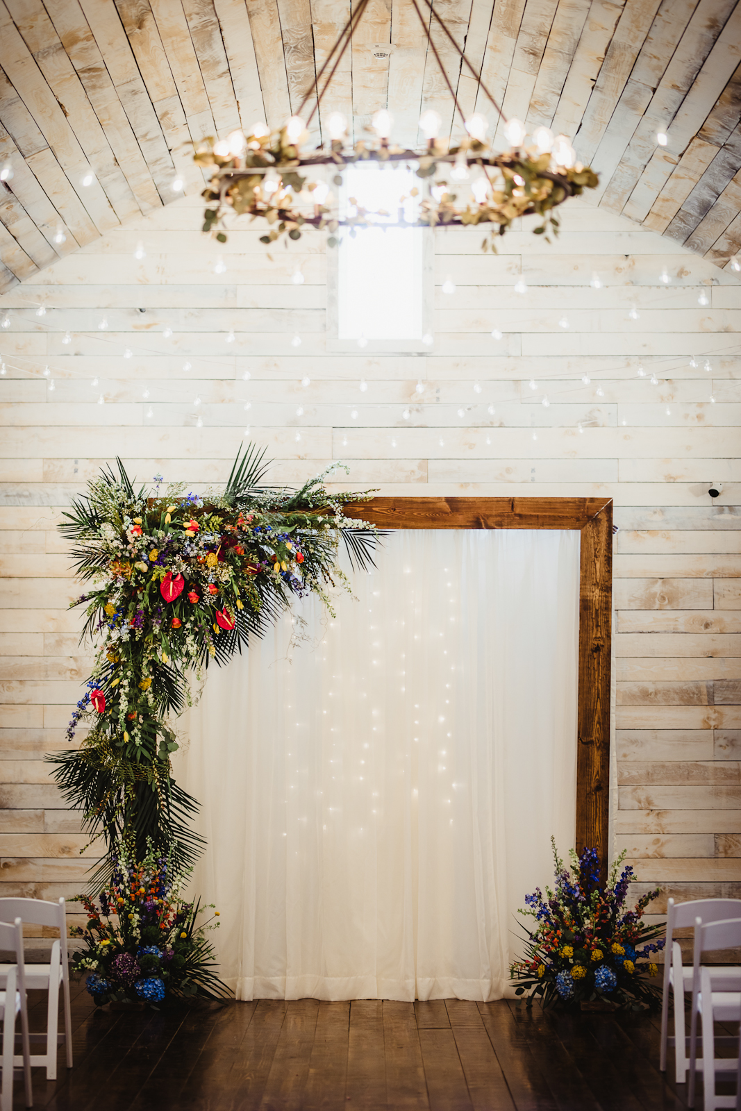 Vibrant Rustic Ceremony