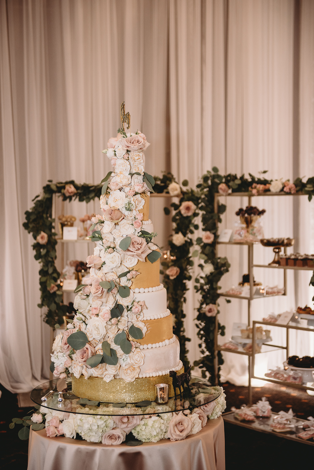 Elegant Wedding Cake andDessert Display