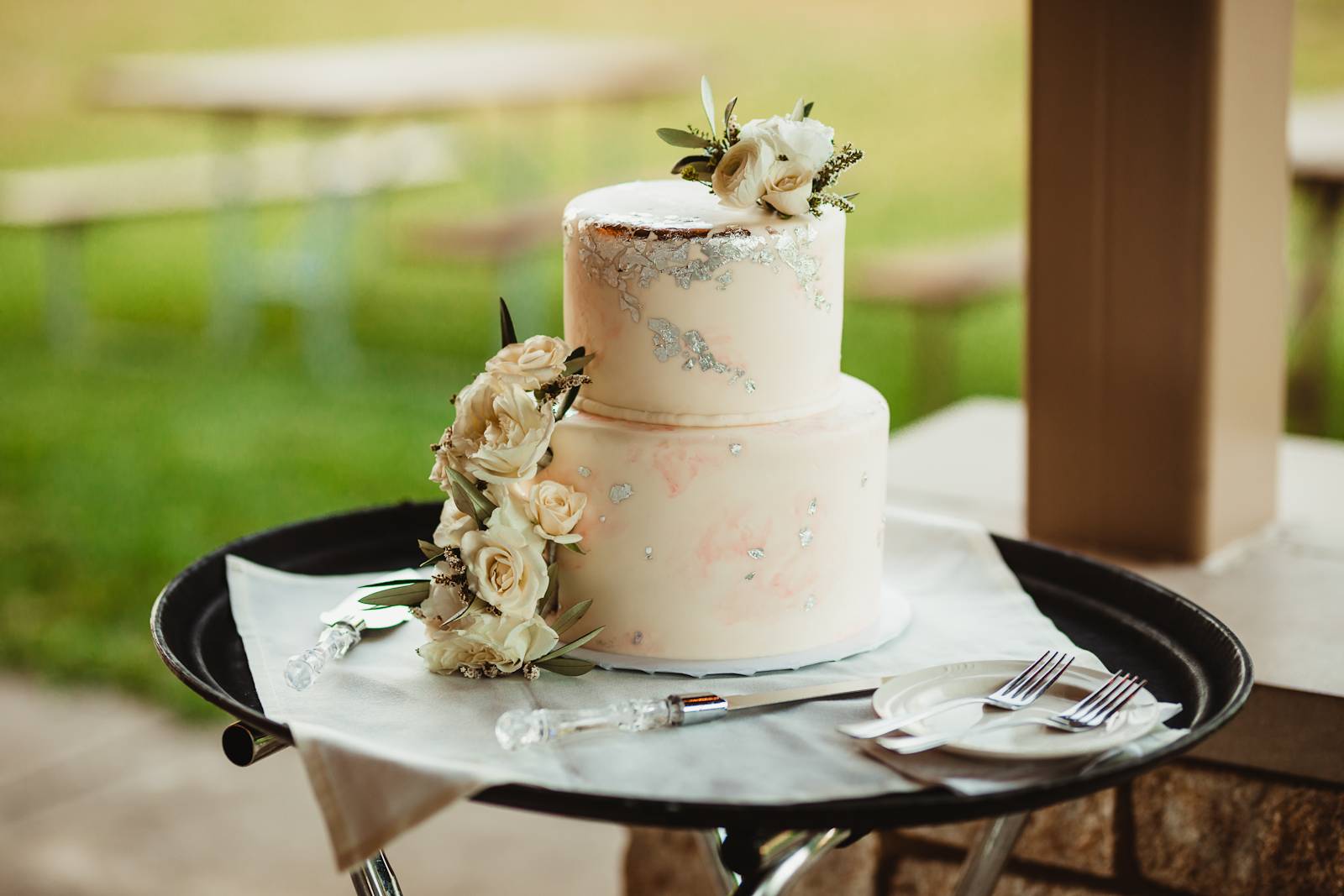 Romanic Blush Wedding Cake