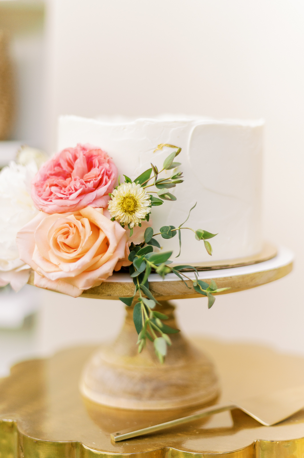 Soft Romantic simple Cake