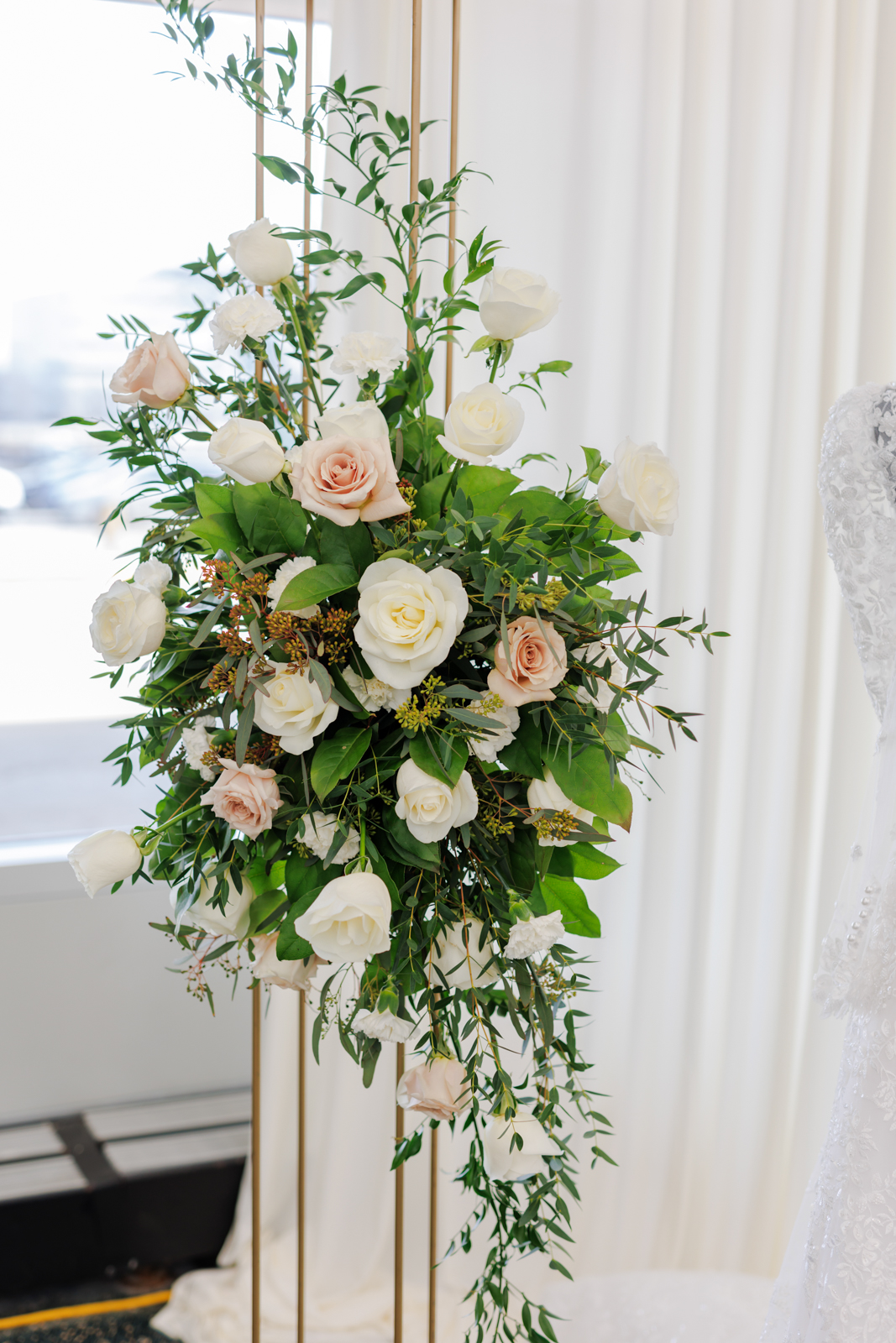Modern Elegant Wedding Ceremony Floral