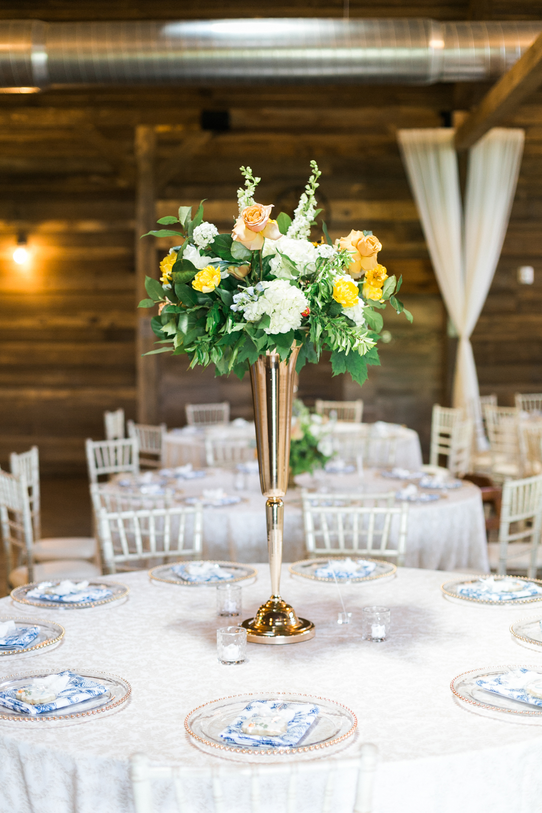 Elegant Luxurious Floral Centerpiece