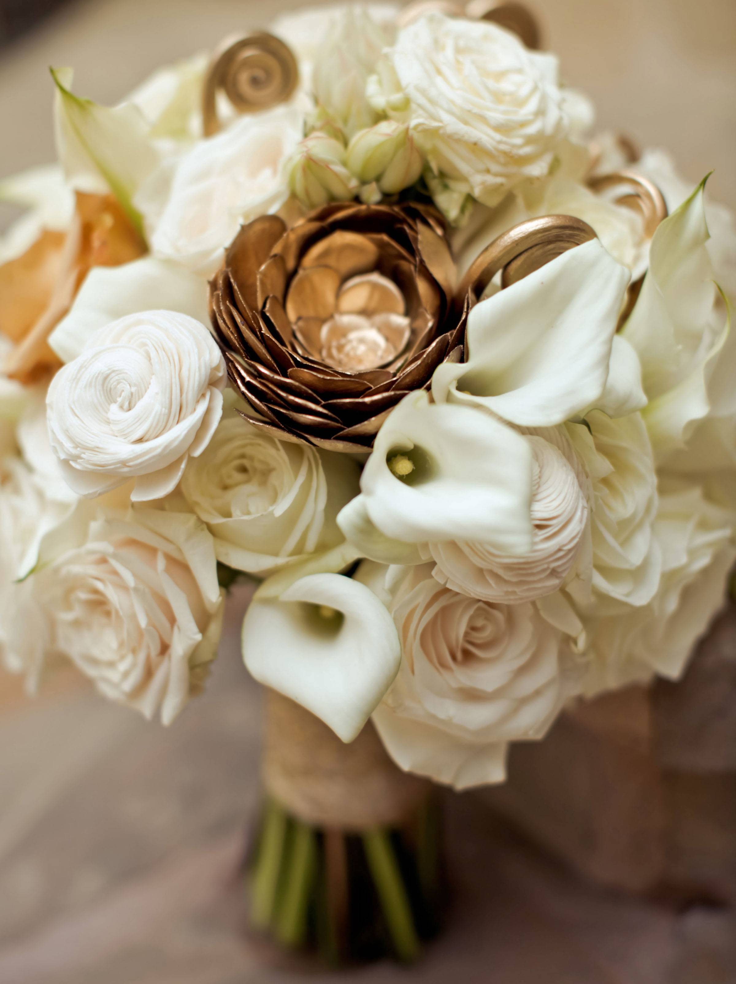 gold, blush and white bouquet