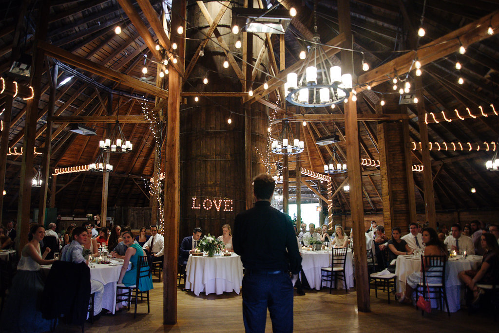 Caitlin And Paul S June Wedding At The Inn At The Round Barn Farm