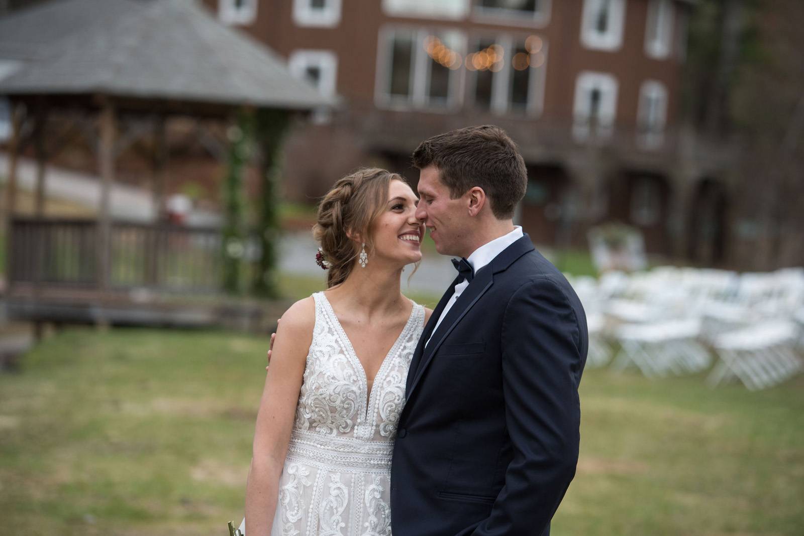 Happy bride and groom at Sleepy Hollow on their wedding day