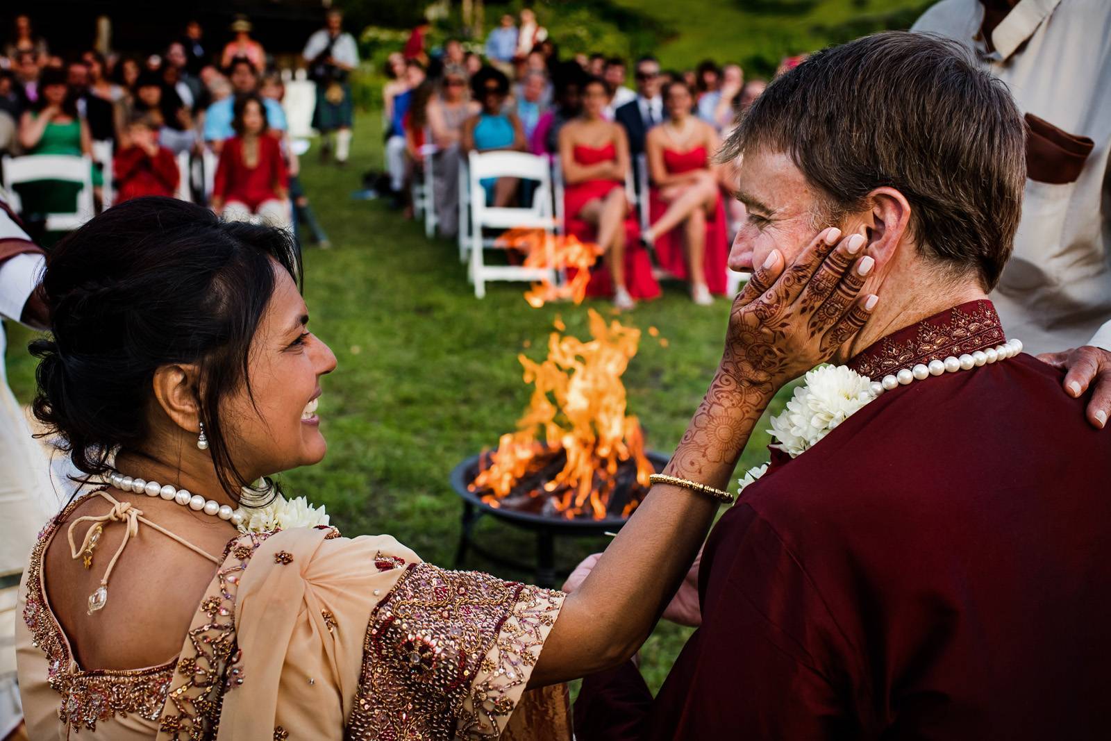 Indian wedding ceremony captured by Hannah Photography
