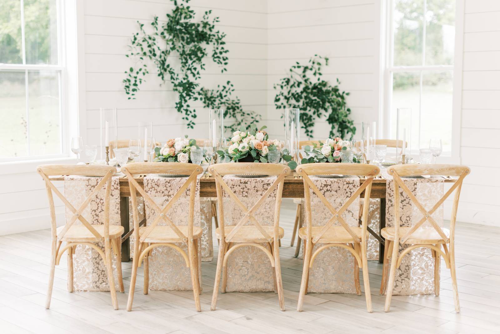 Lace head table