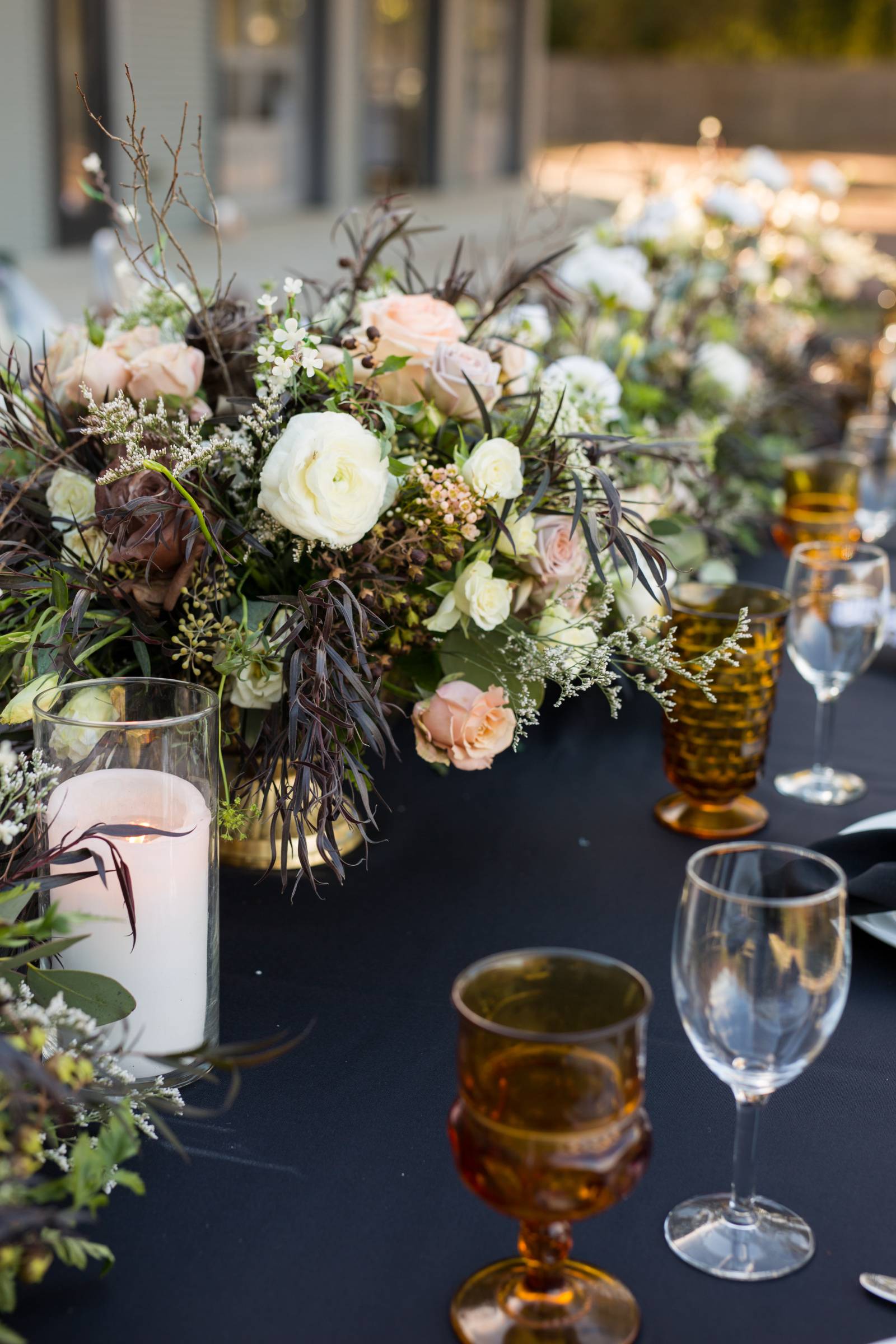 Centerpiece with floral and candles