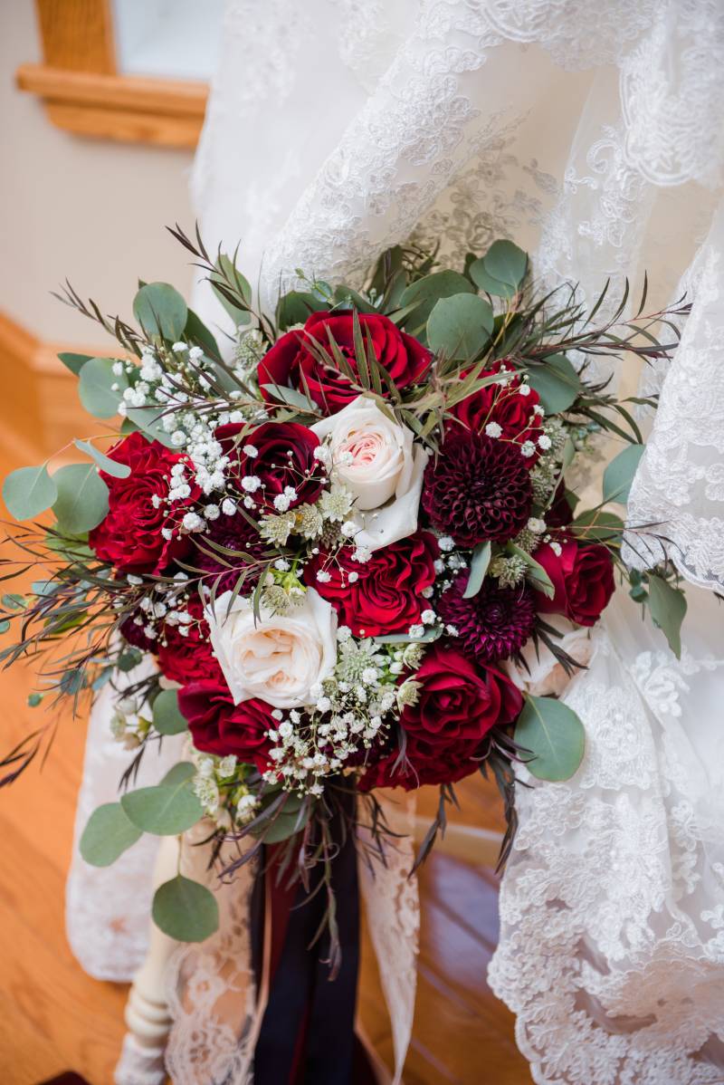 Modern Burgundy and Blue Wedding HannaReal Weddings