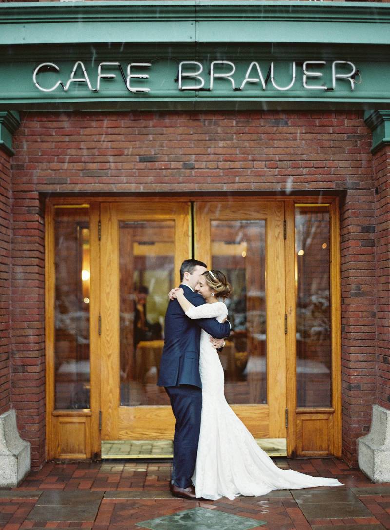 Cosy & elegant Chicago winter wedding Chicago Real Weddings