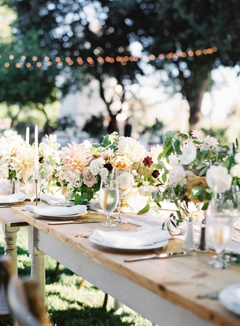Chic & Stylish California backyard dinner party wedding | California ...