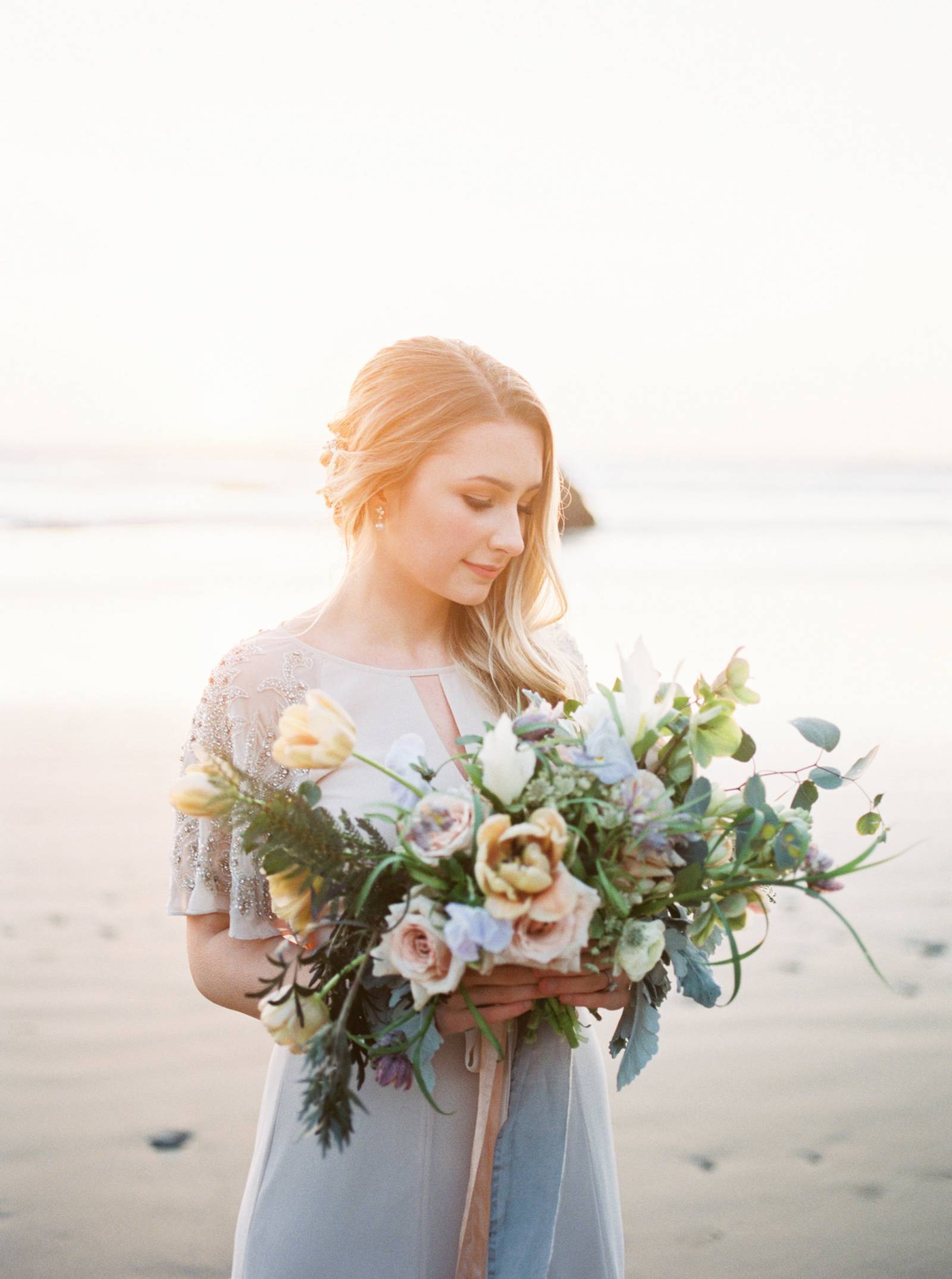 Engagement Session Inspired by Sunset Colors | Oregon Engagement