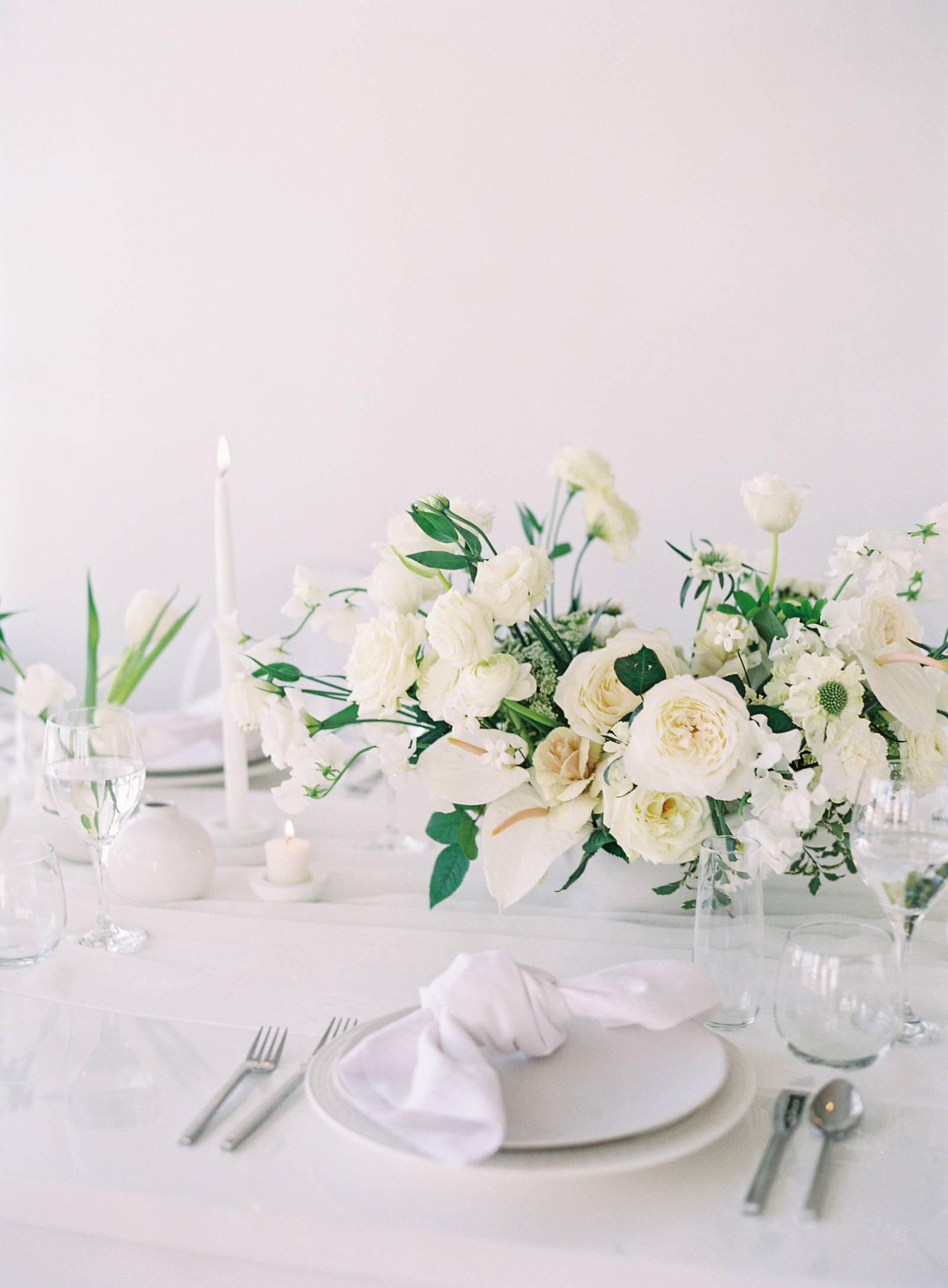 Romantic & fresh all-white Spring Renewal Bridal Inspiration | Denver ...