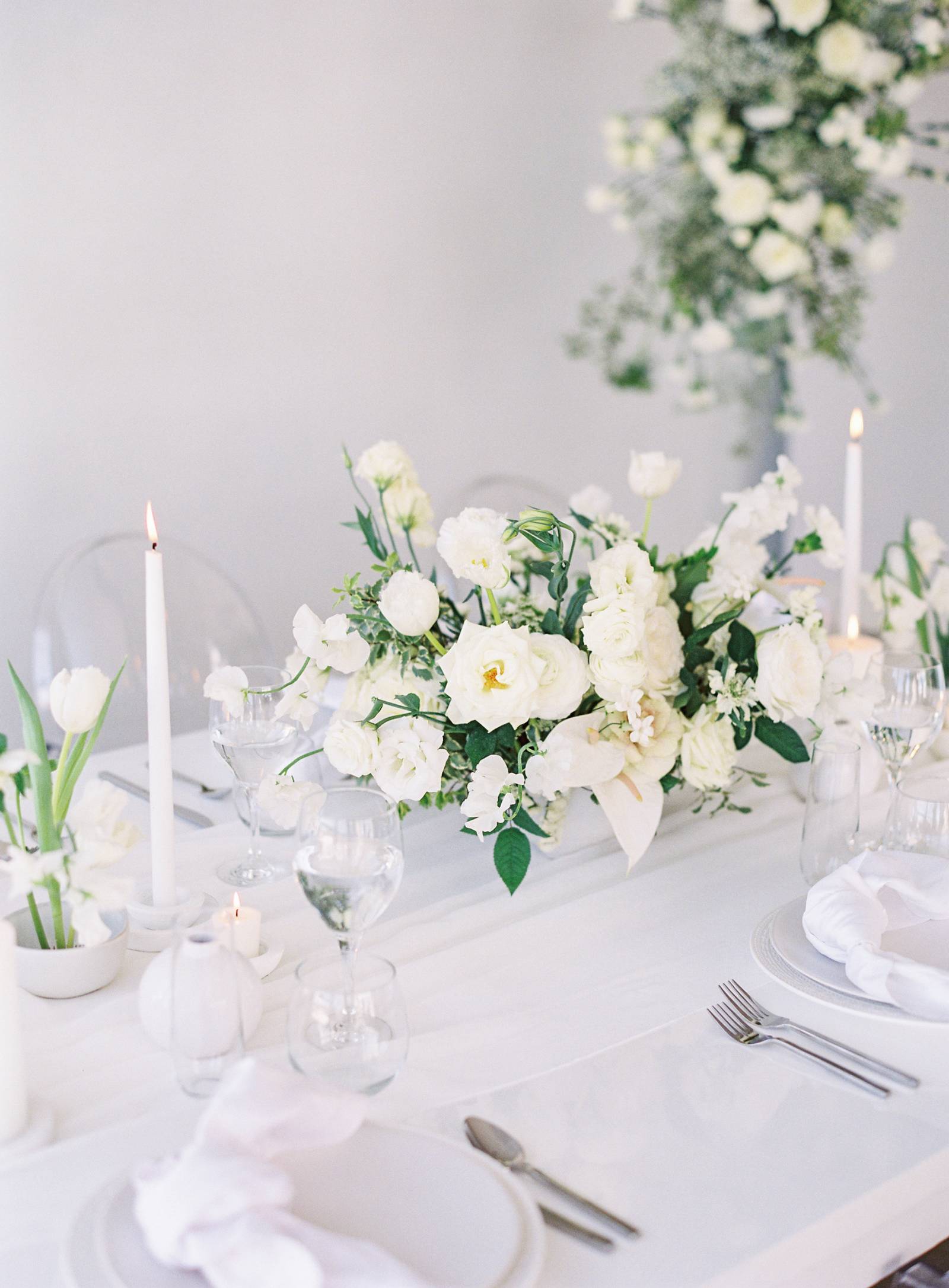 Romantic & fresh all-white Spring Renewal Bridal Inspiration | Denver ...