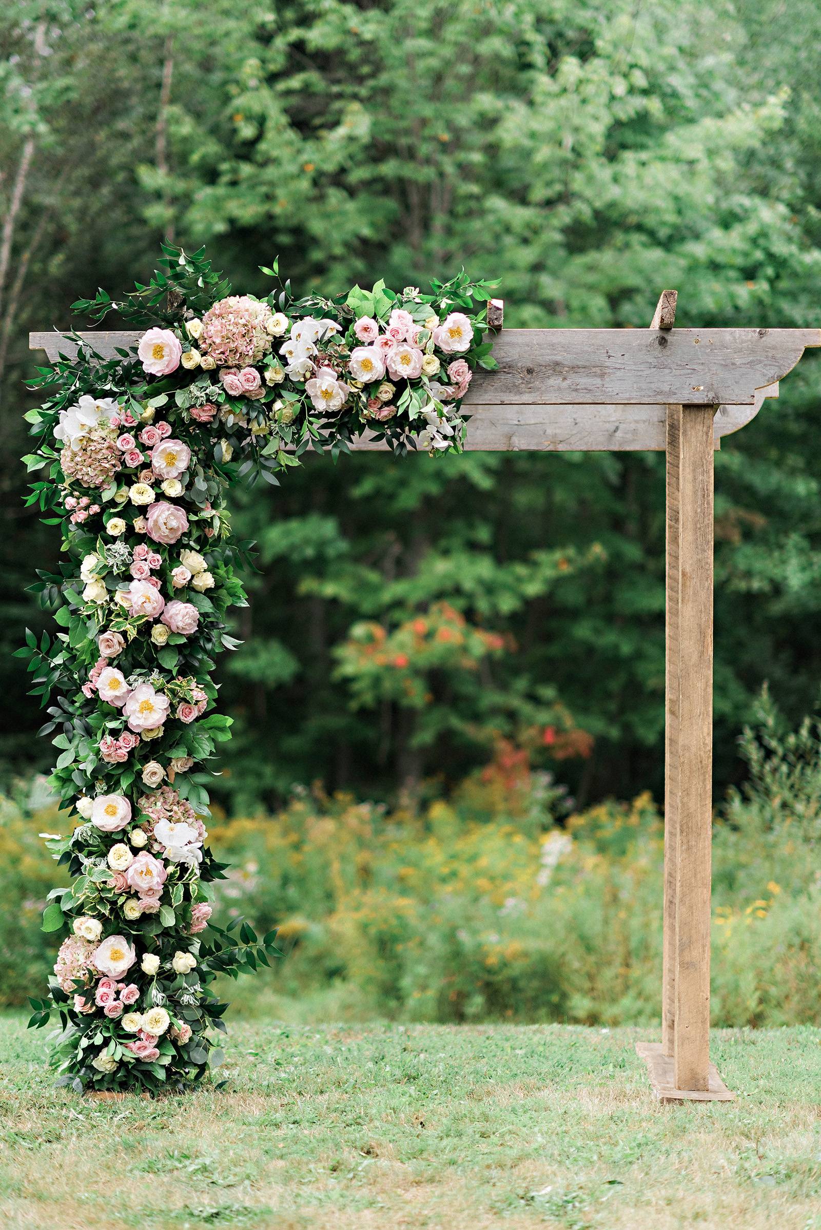 New Brunswick wedding with the most amazing flower wall | New Brunswick ...
