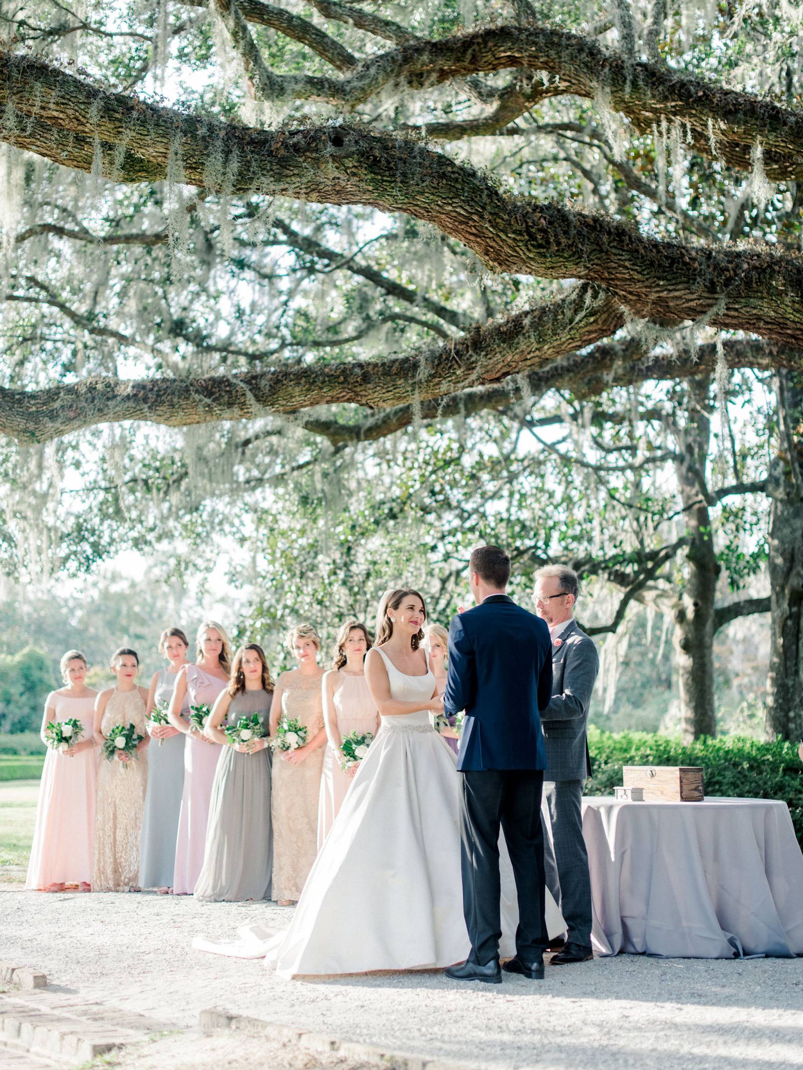 A Romantic Garden Wedding At Middleton Place Charleston Real Weddings 