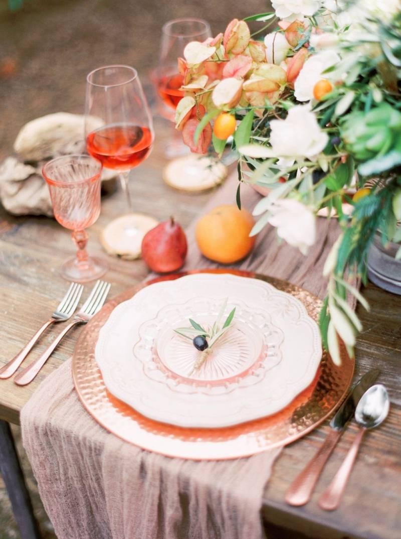 Red and orange placesetting