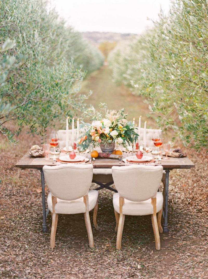 Colourful table design in Olive Grove