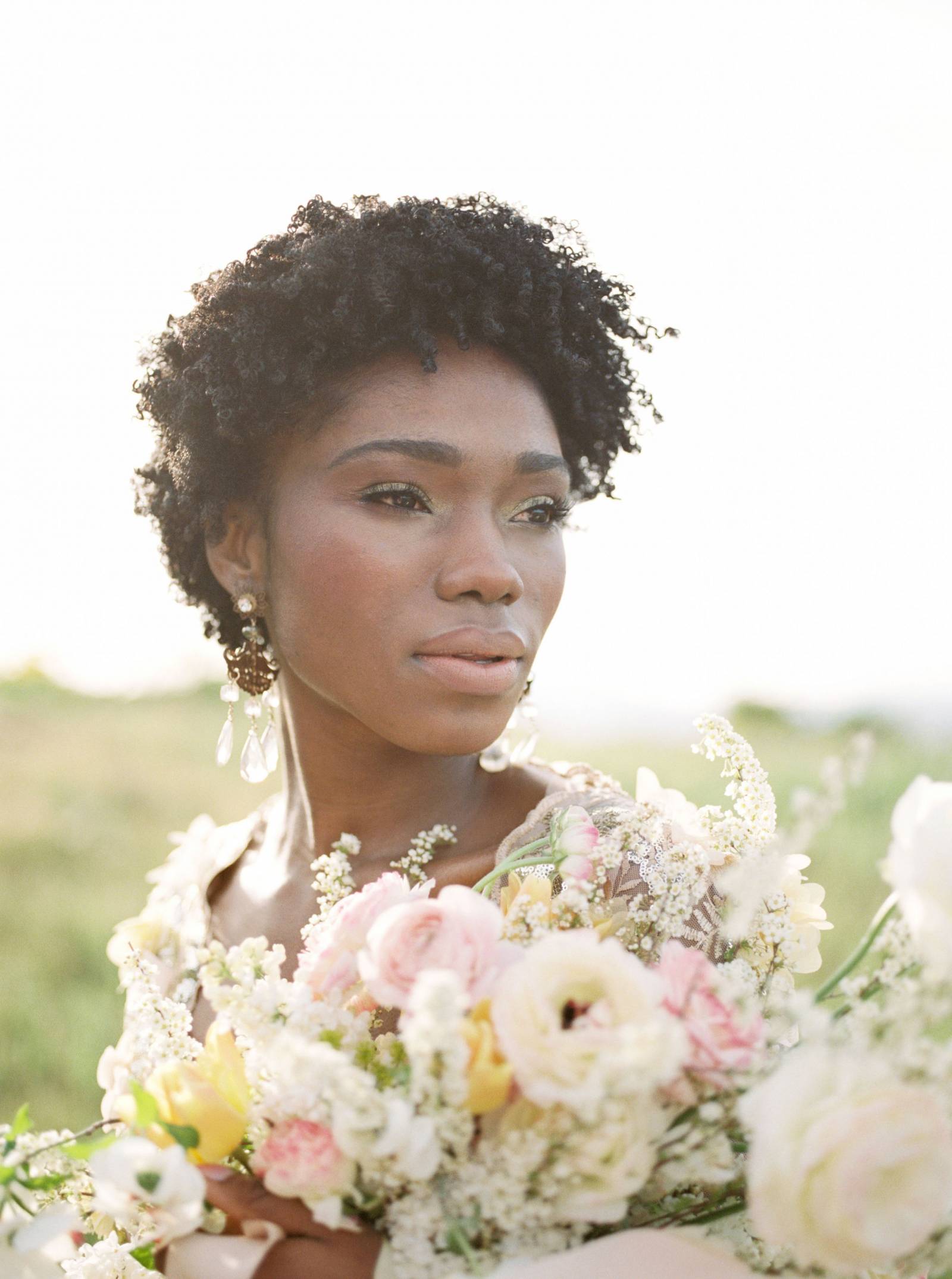 Wild flowers, golden light & an exquisite bridal gown in this Oregon ...