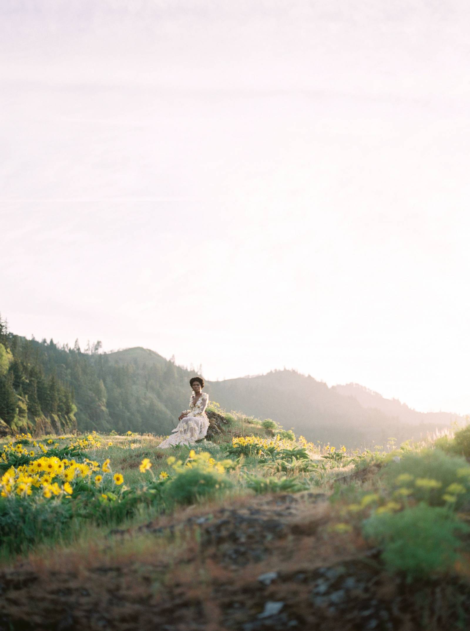 Wild flowers, golden light & an exquisite bridal gown in this Oregon ...