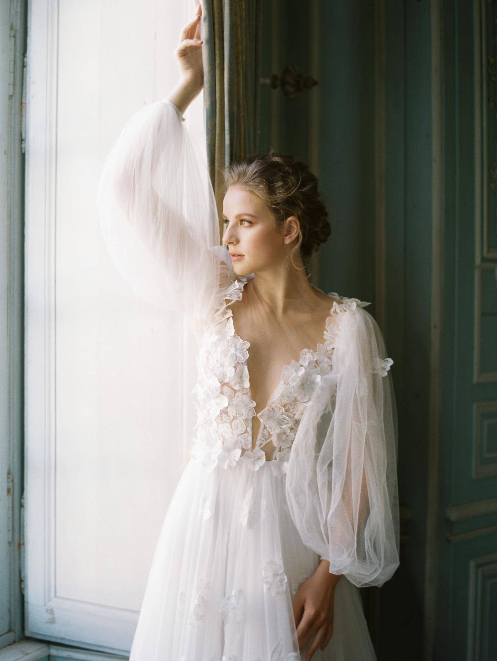 A Parisian Love Story with the most exquisite wedding gown | Paris ...