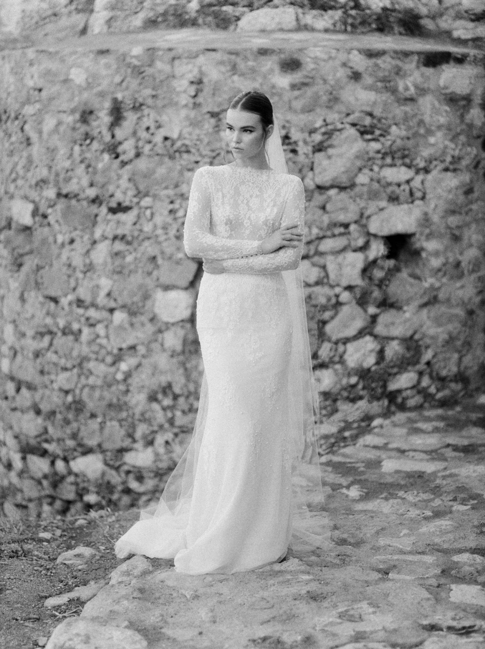 The prettiest elopement ideas in the historical Greek town of ...