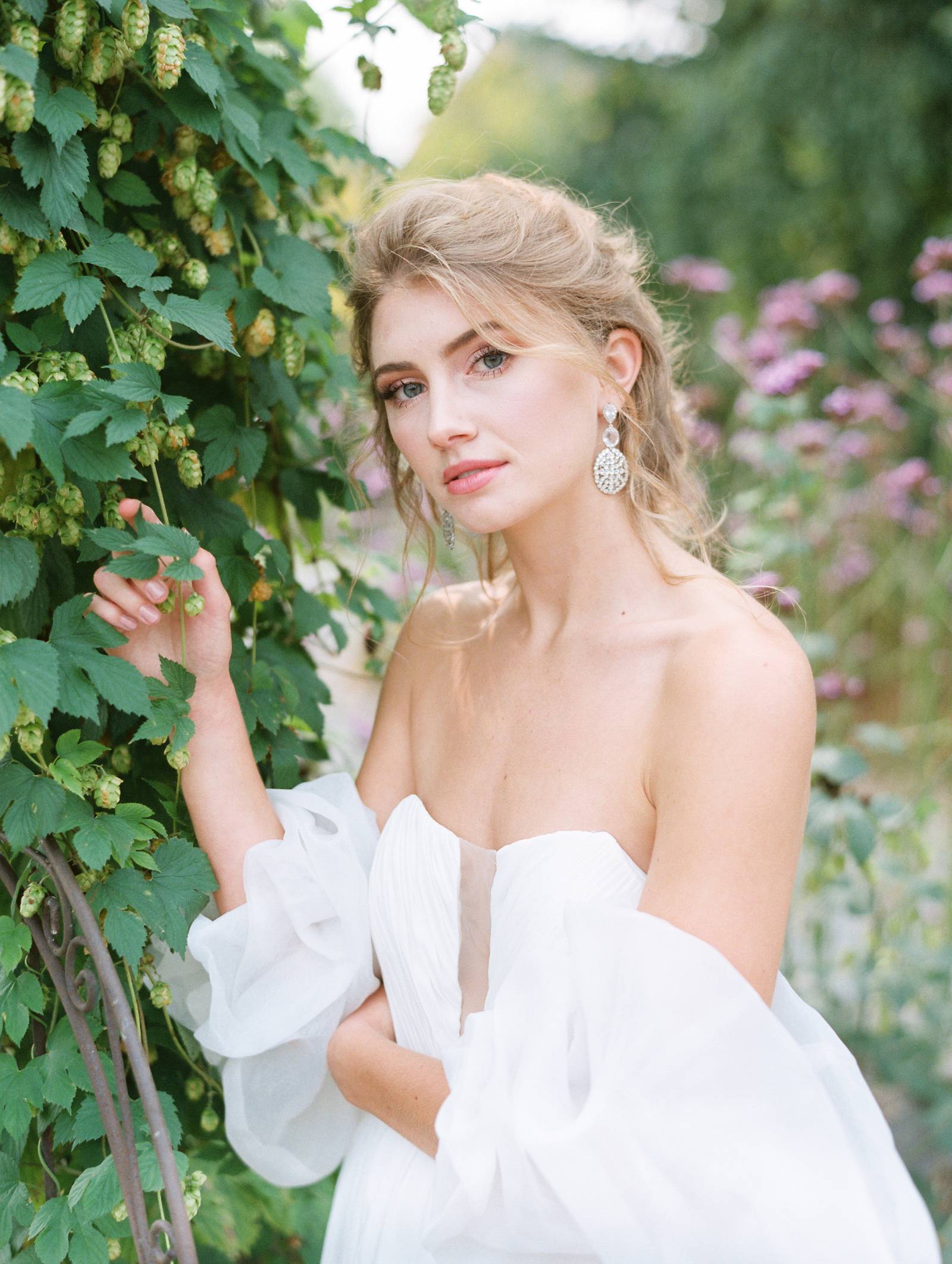 How to infuse pastel tones into your spring or summer wedding in the ...