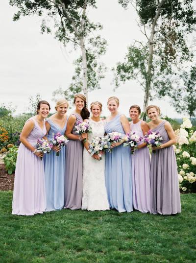 Relaxed Wisconsin Wedding In Lilac And Lavender