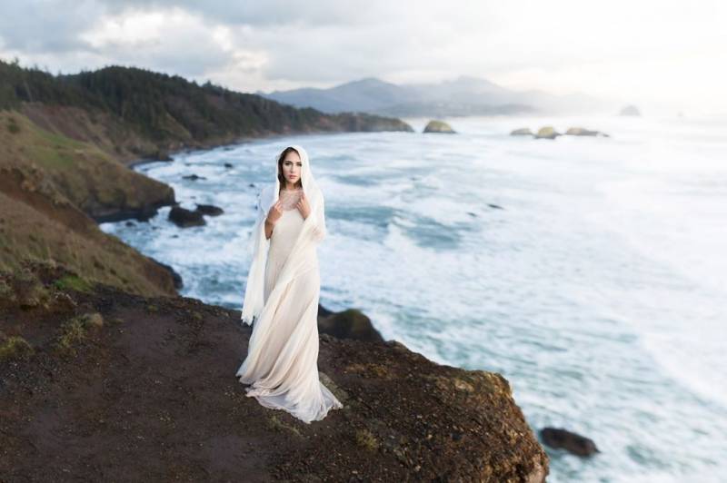 Bride on the cliffs