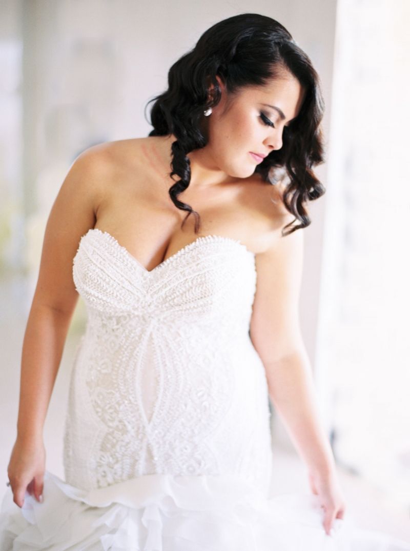 Bride in white strapless gown