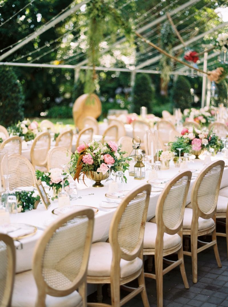 Elegant wedding reception 