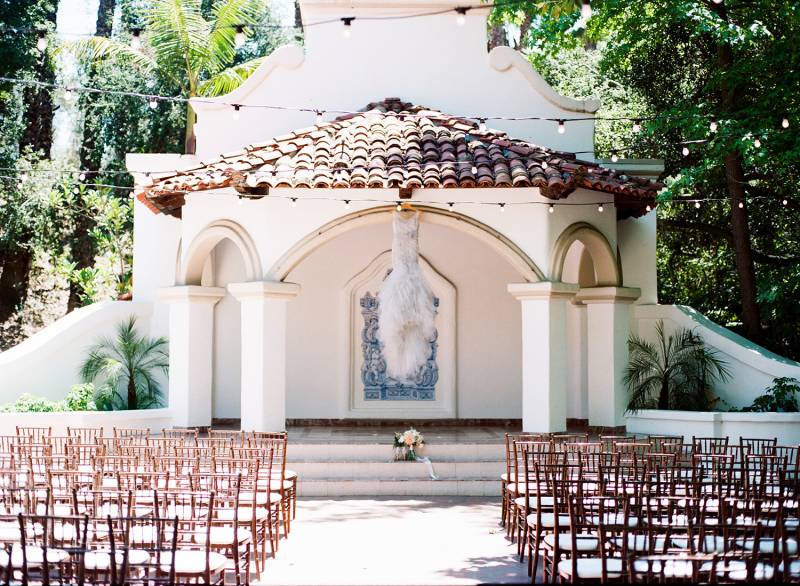 Stylish California wedding with a touch of glamour