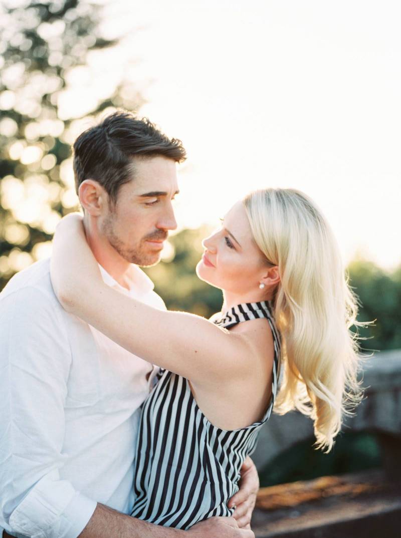 Modern and romantic Portland engagement photos