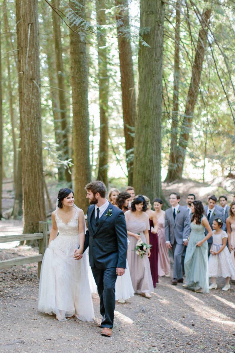 wedding in a field what to wear