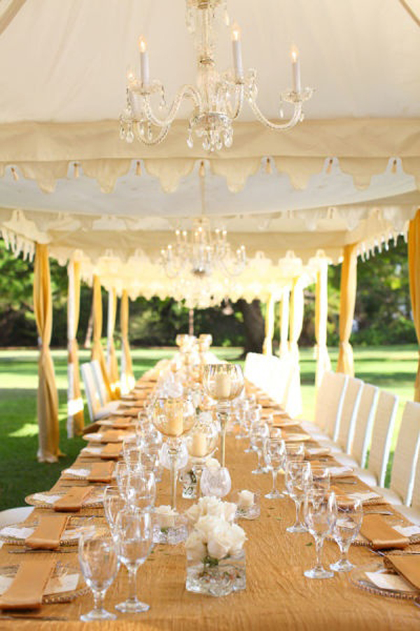 Elegant And Cozy Backyard Wedding Cozy Backyard Wedding Rentals