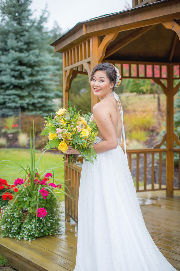 A Styled Bridal Shoot Packed With Fresh Spring Inspiration