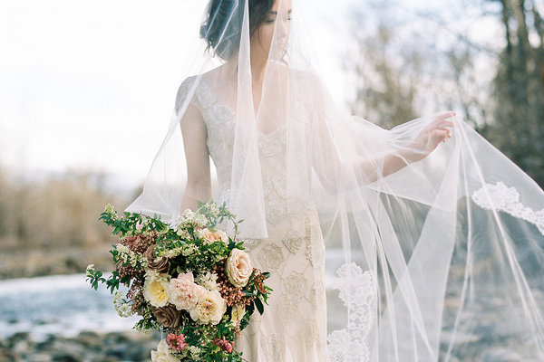 Airy & Romantic Snowy Shoot in Montana on Apple Brides