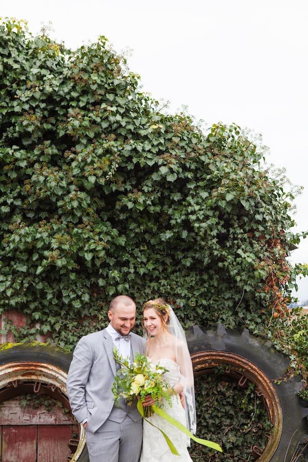 Dreamy And Rustic Dairy Barn Styled Shoot