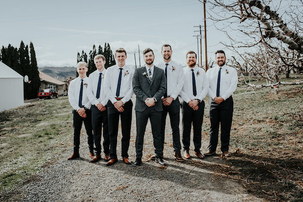 Blush Winery Wedding In Central Washington