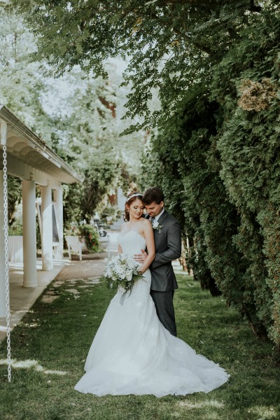 Wildly Gorgeous Gray And White Wedding